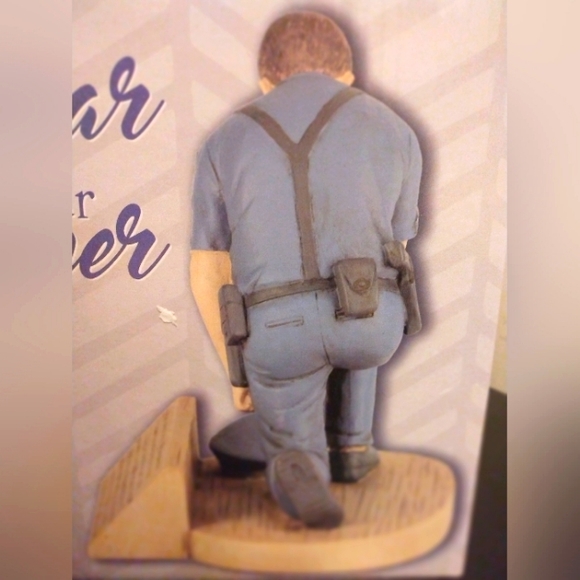 SPACE THAT SPEAKS: NWT DIckson's Police Officer's Prayer, kneeling in uniform - Picture 2 of 3